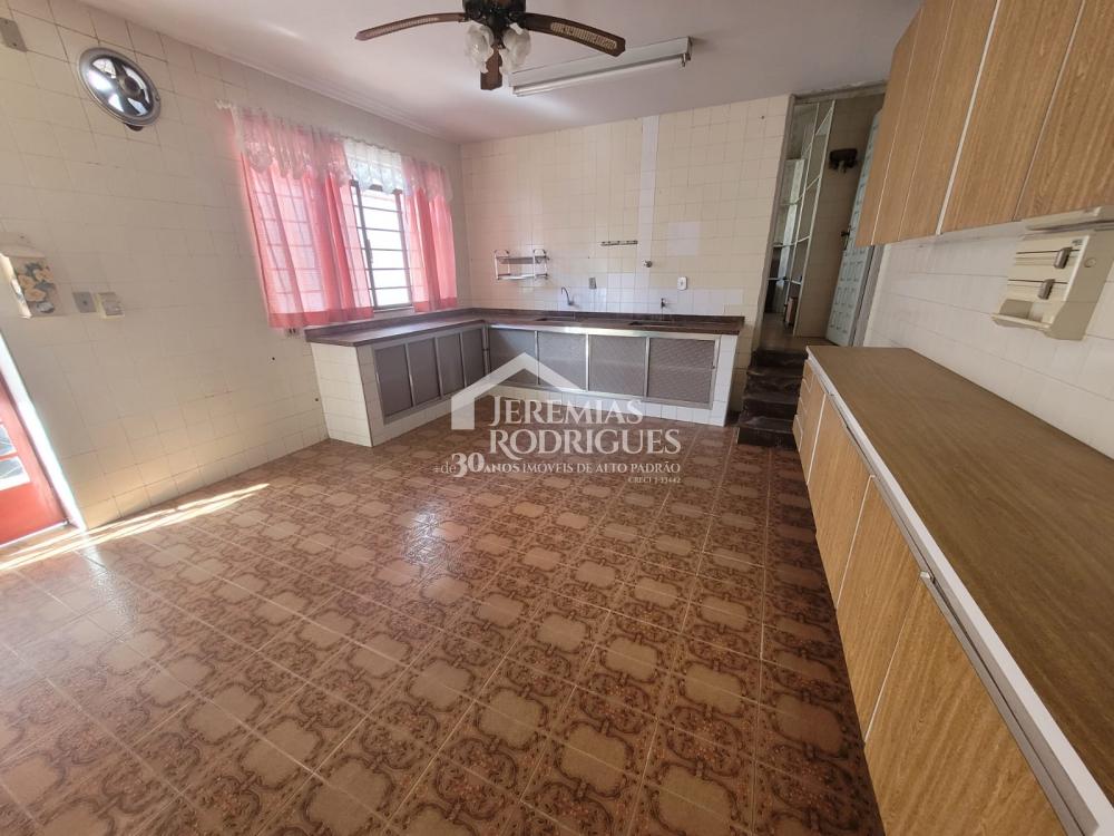 Casa com 4 dormitórios, 450 m² - Centro - Pindamonhangaba/SP