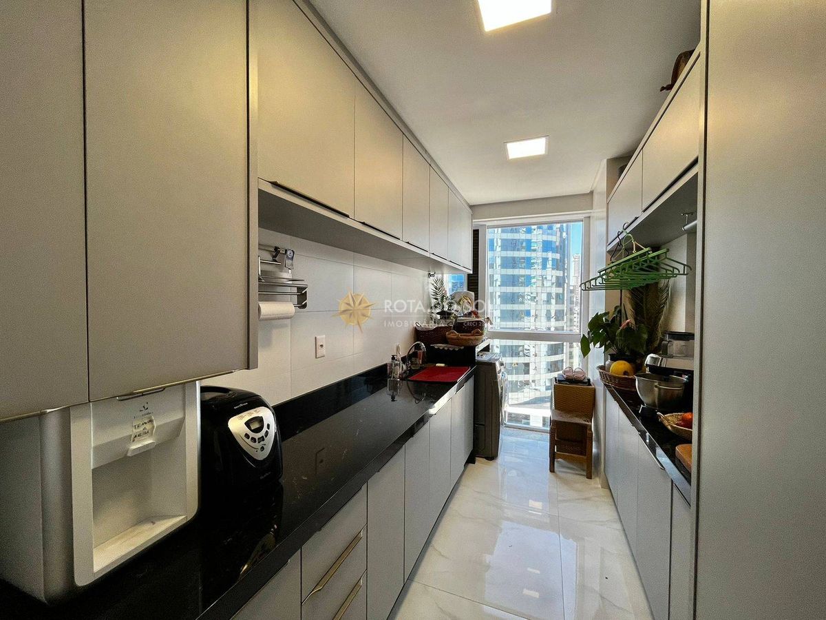 Montpellier apartamento 4 suítes e 3 vagas na Meia Praia — foto 14