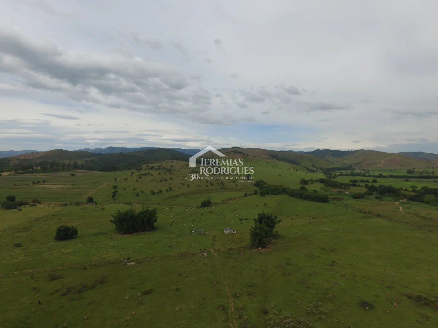 Terreno com 800.000 m² - Feital - Pindamonhangaba/SP.