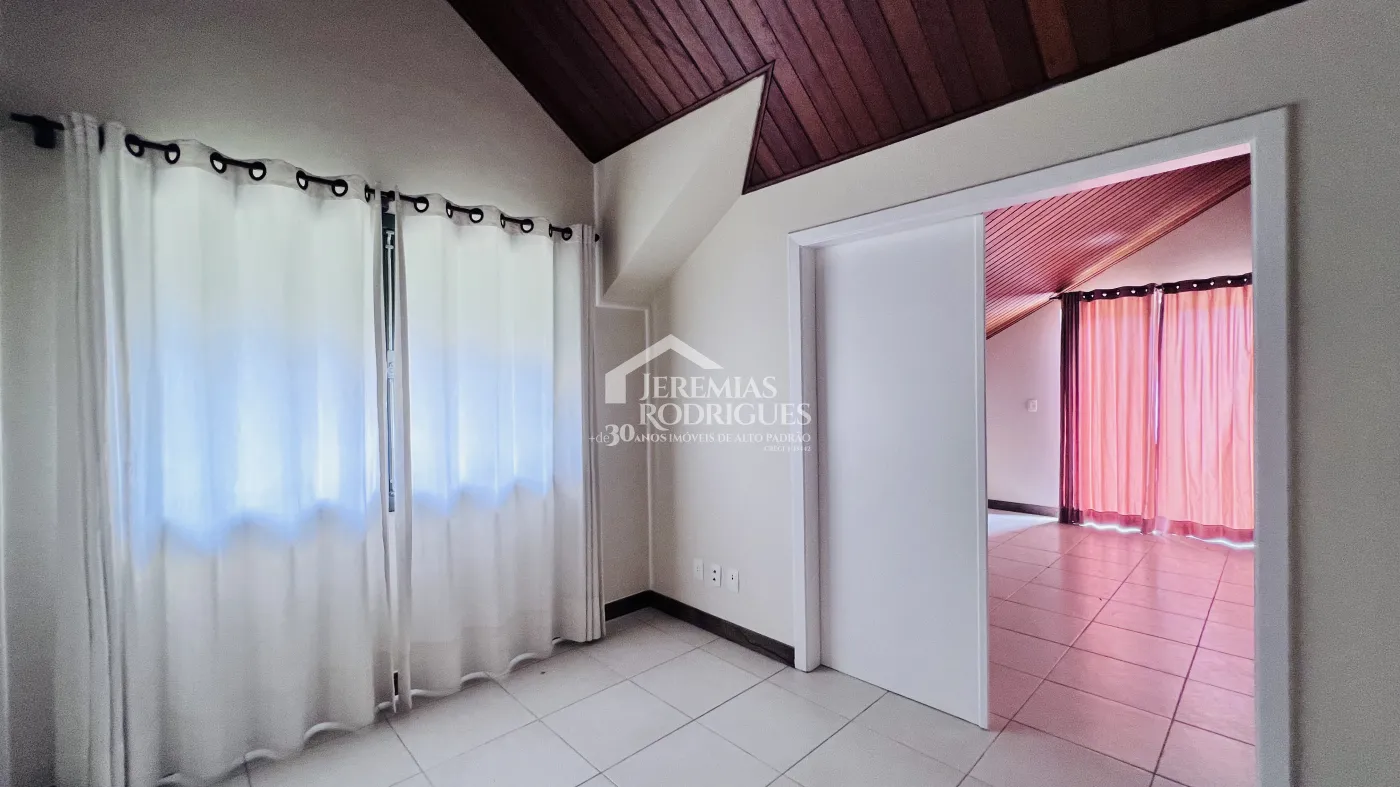 Casa com 8 dormitórios, 900 m² - Condomínio Portal da Serra - Taubaté/SP