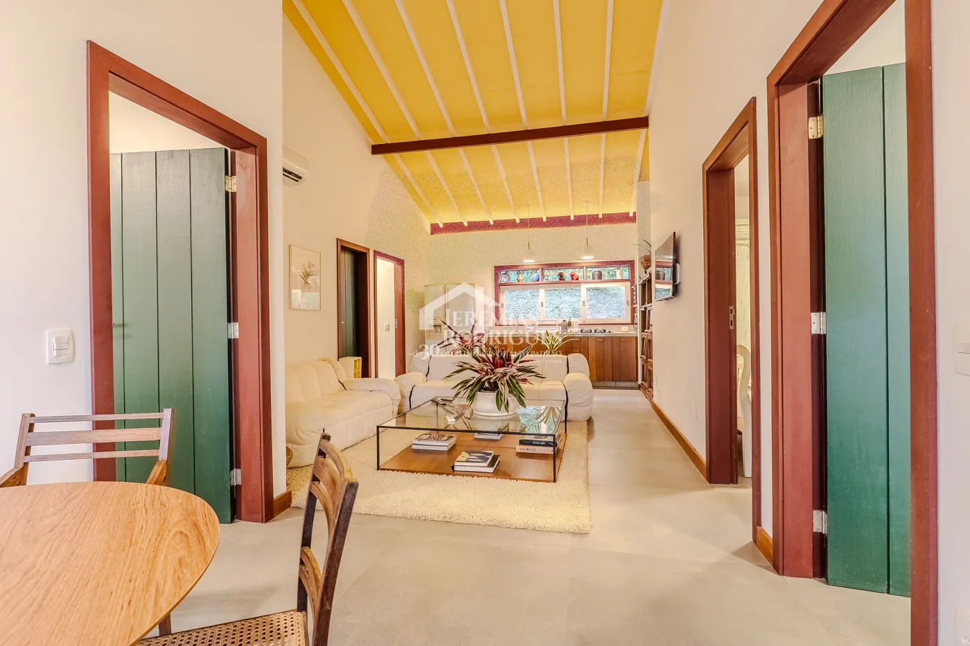 Fazenda à venda com 3.389.000,00 m² em Piraí/RJ.