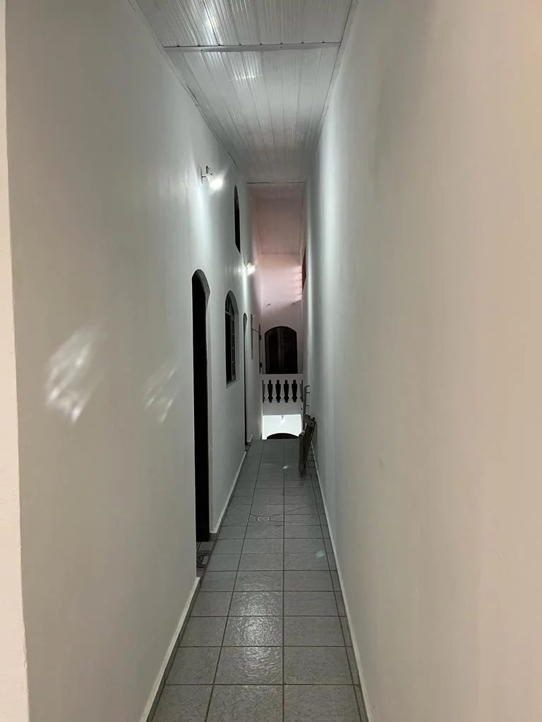Casa GRANDE, 153m², Térrea com 03 quartos, 02 Vagas de Garagem Coberta, para locação no Jardim Ipê 4, São Bernardo do Campo - SP