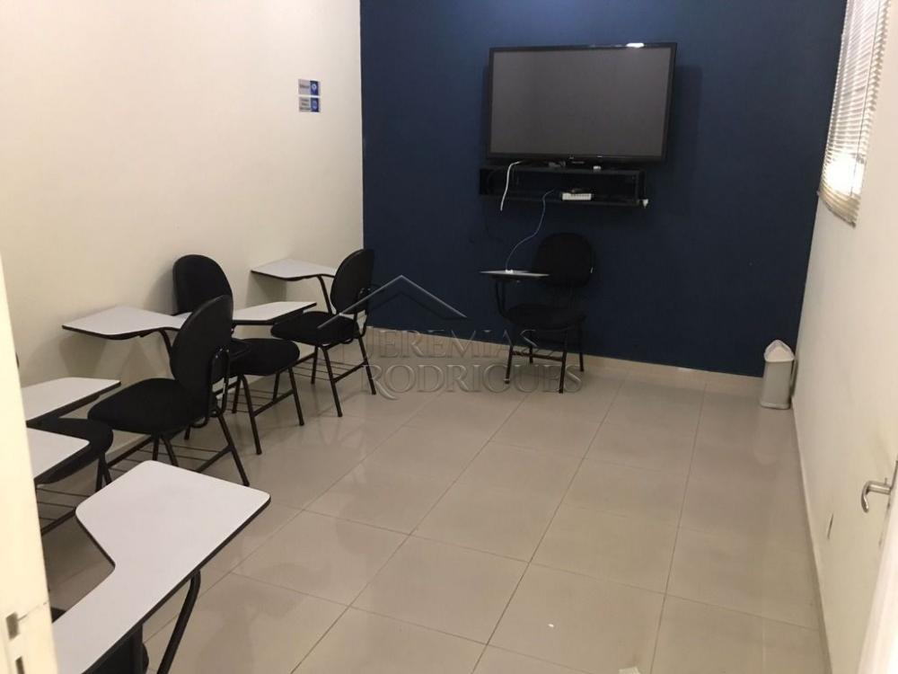Comercial comercial à venda por R$ 3.000.000,00 - Taubaté/SP