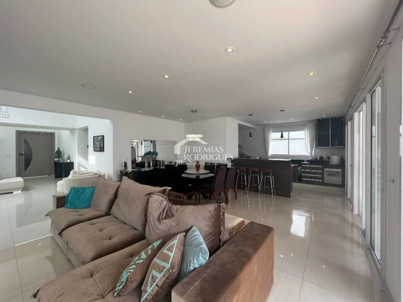 Casa à venda no Condomínio San Marco em Taubaté/SP.