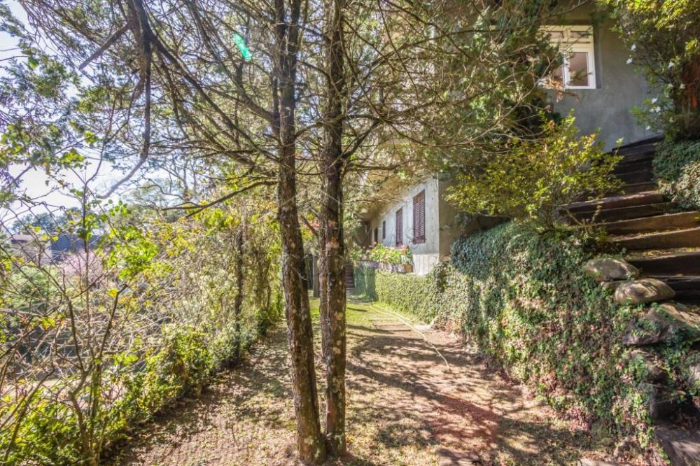 Casa à venda por R$ 6.350.000,00 - Campos do Jordão/SP