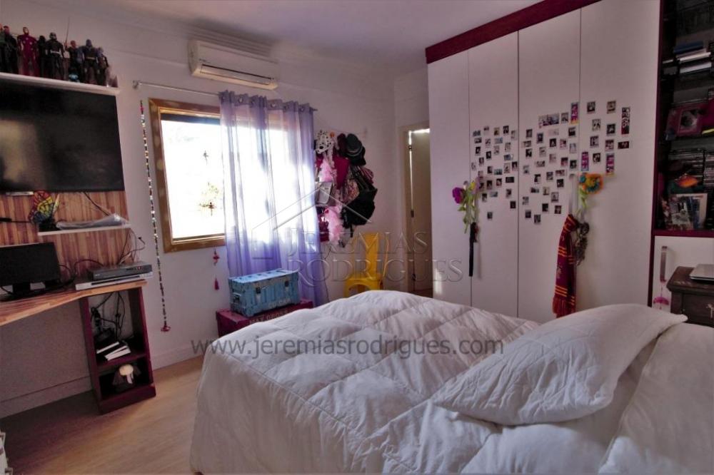 Casa à venda por R$ 2.200.000,00 - Tremembé/SP