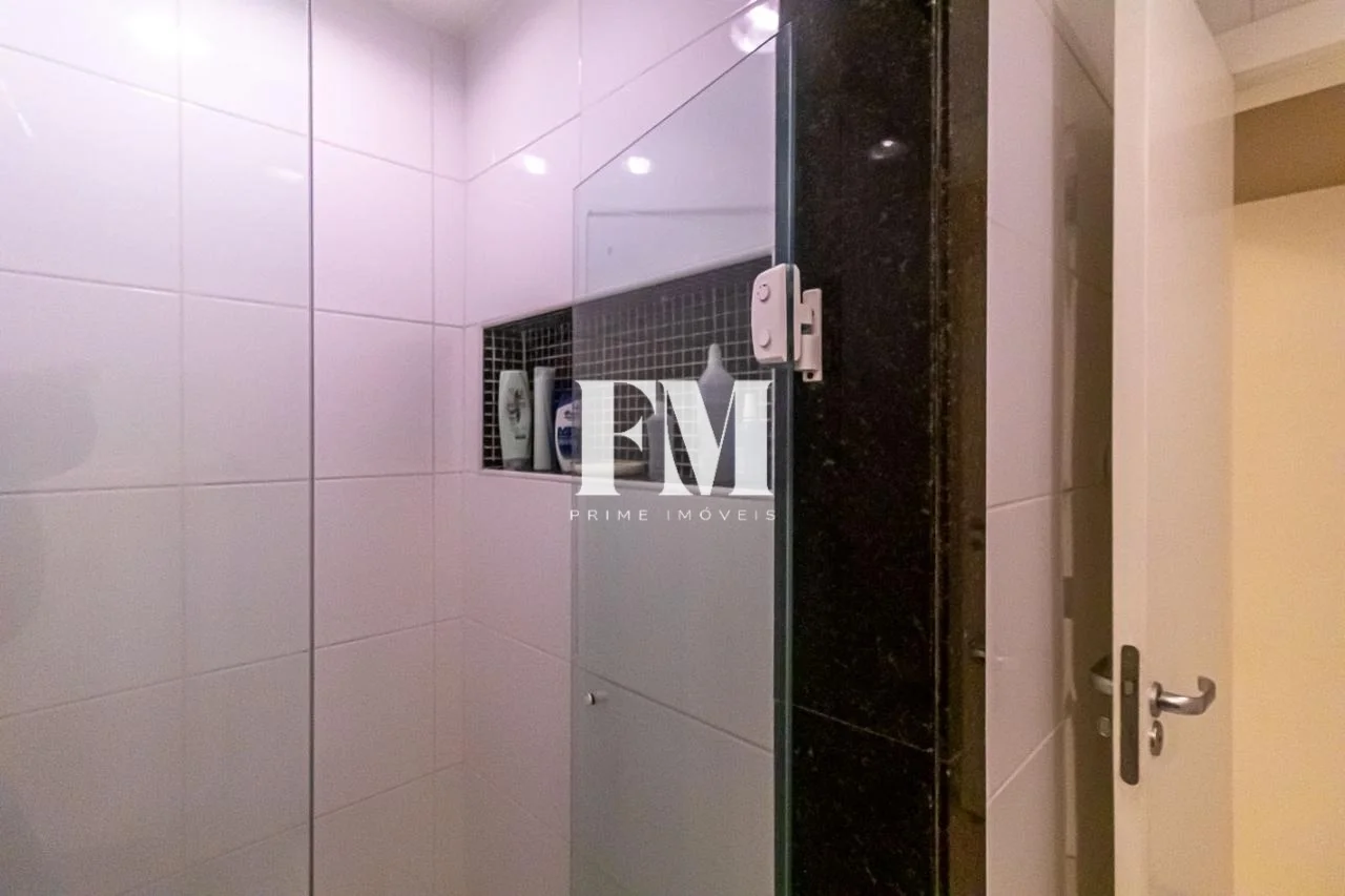Copacabana! Magnífico Duplex Reformado de 156m² com 2 Vagas na Rua Miguel Lemos - foto 22
