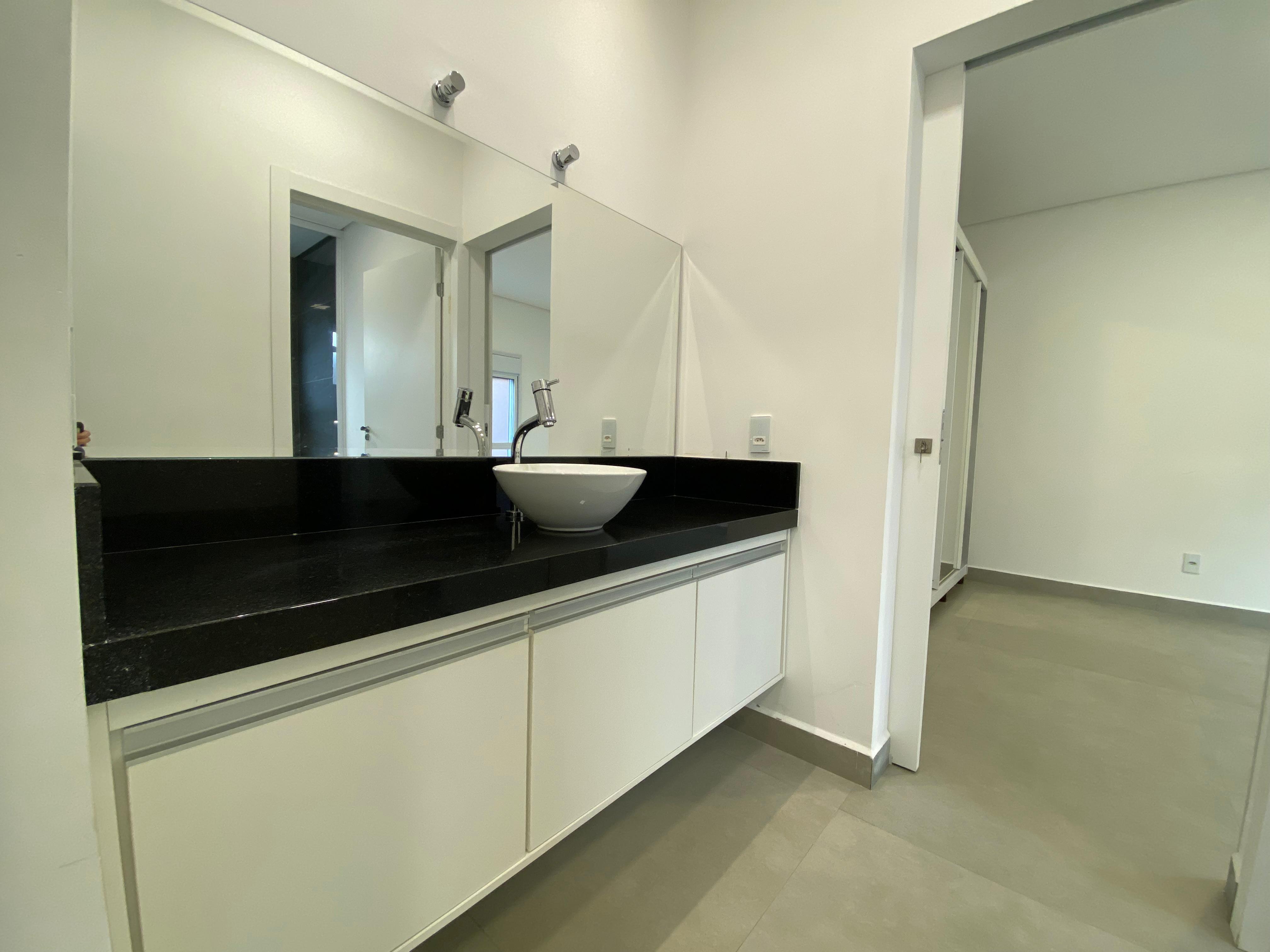 Casa para venda com 3 suítes no Condomínio Village Splendore em Pindamonhangaba/SP