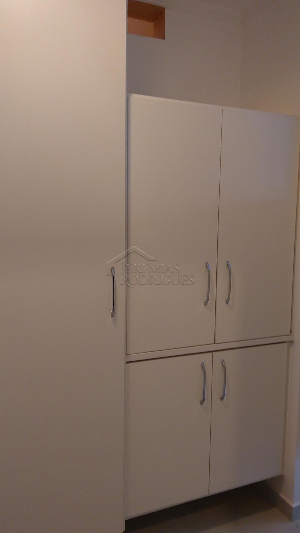 Casa à venda com 4 dormitórios no Condomínio Taubaté Village em Taubaté/SP. 