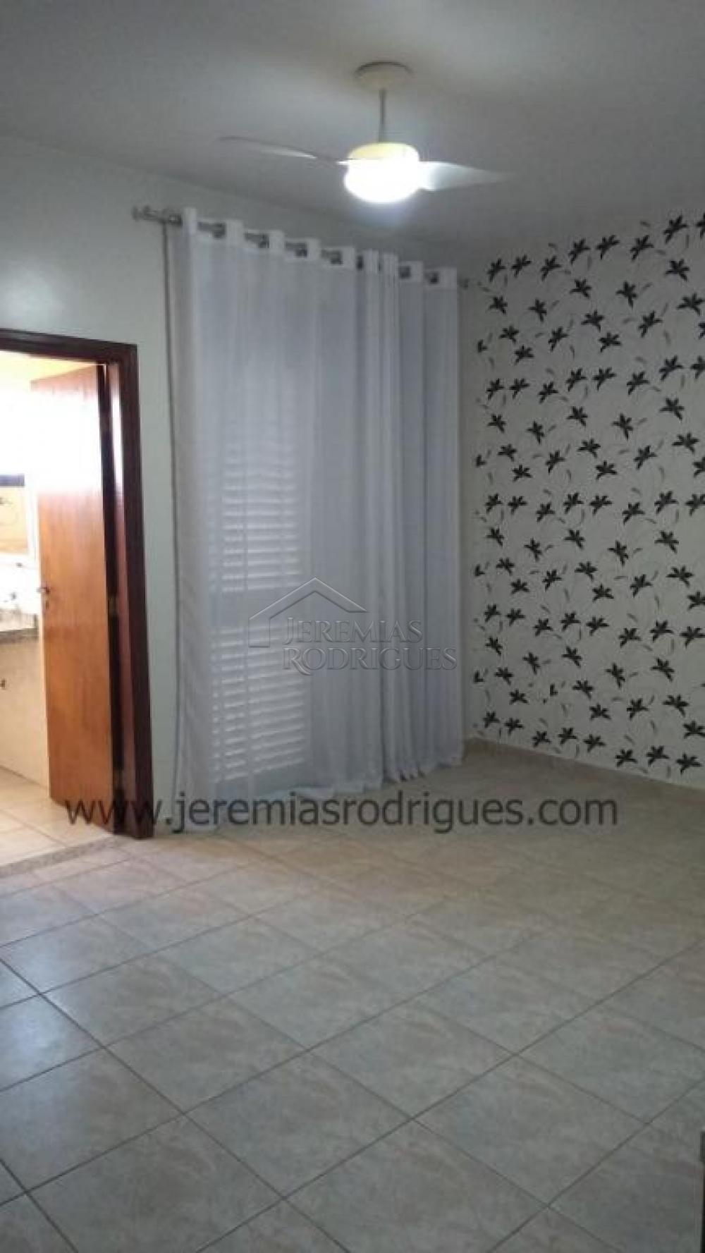 Apartamento à venda com 3 dormitórios, 146 m² no Edifício Olímpia em Taubaté/SP. 