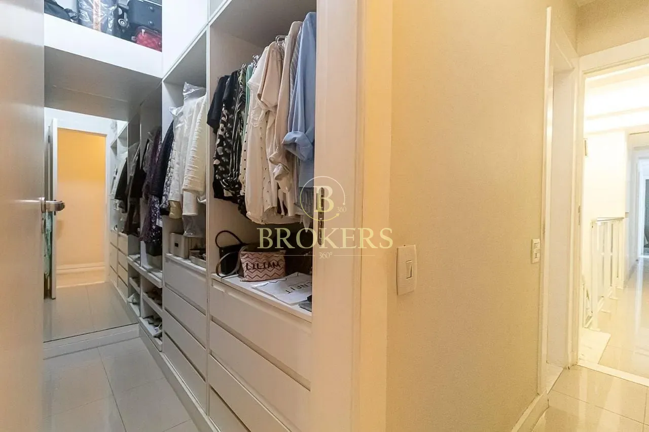 Apartamento à venda, Rua Miguel Lemos - Copacabana. Duplex modernizado, 3 quartos, sendo 1 suíte co