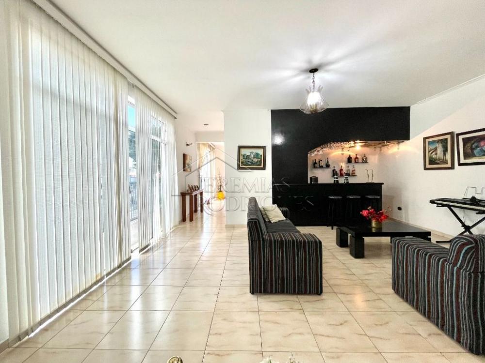 Casa para alugar por R$ 6.500,00 - Taubaté/SP