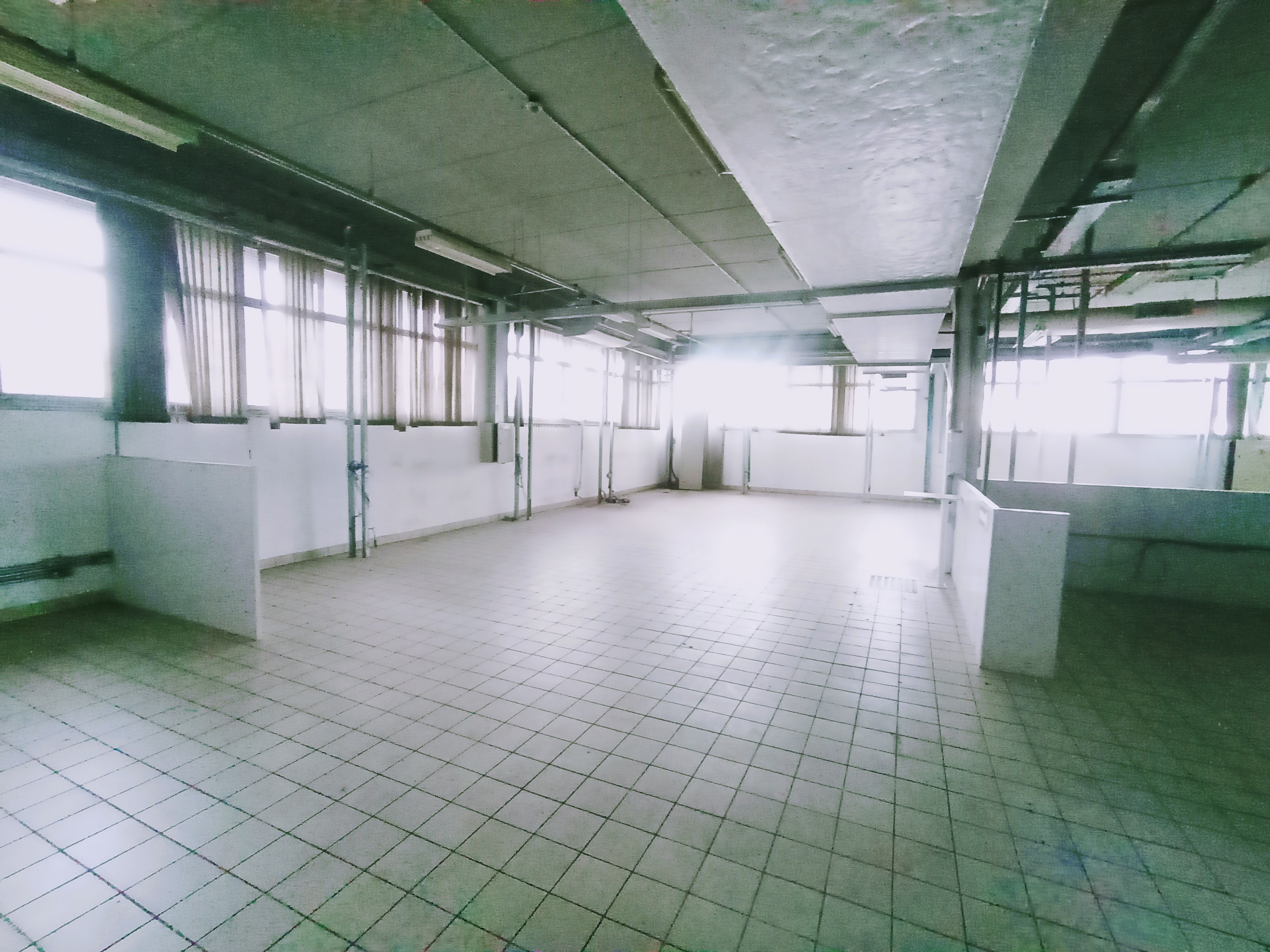 Prédio para venda e locação, 6.000 m² no bairro Jardim Independência em Taubaté/SP.