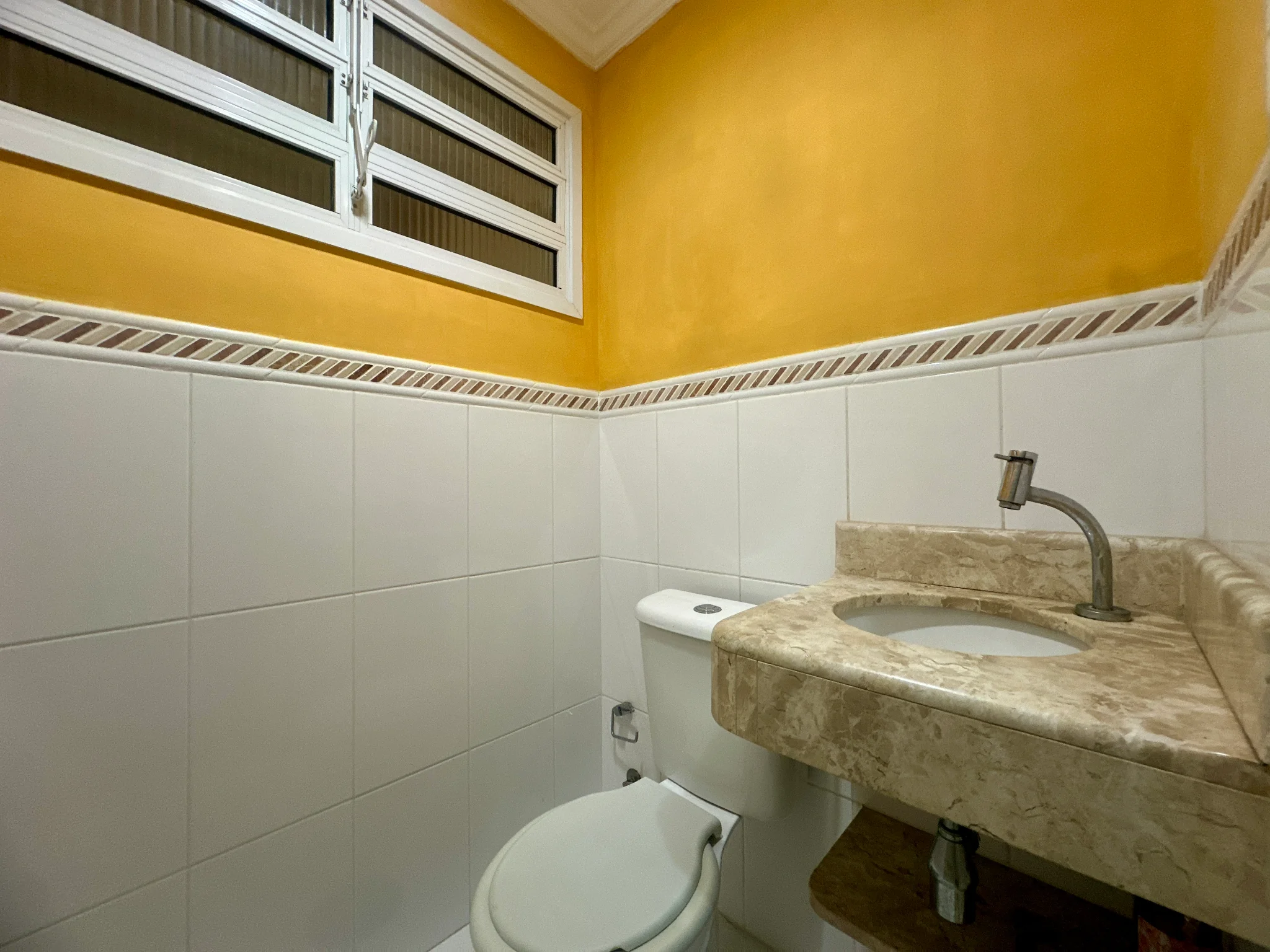 Casa com 3 dormitórios disponível para locação no Condomínio Bosque dos Pássaros em Tremembé/SP