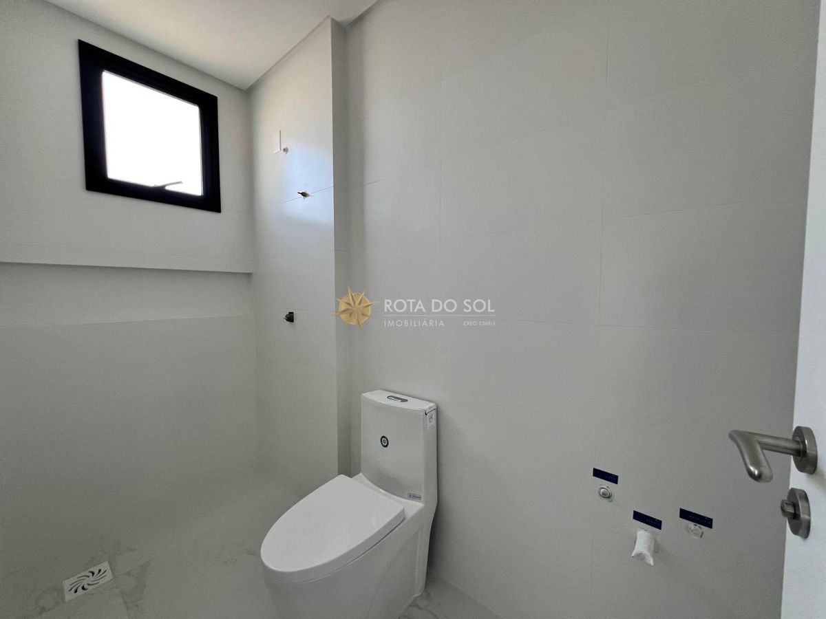Acqua Blue Apartamento Quadra Mar 3 Suítes Meia Praia Itapema SC