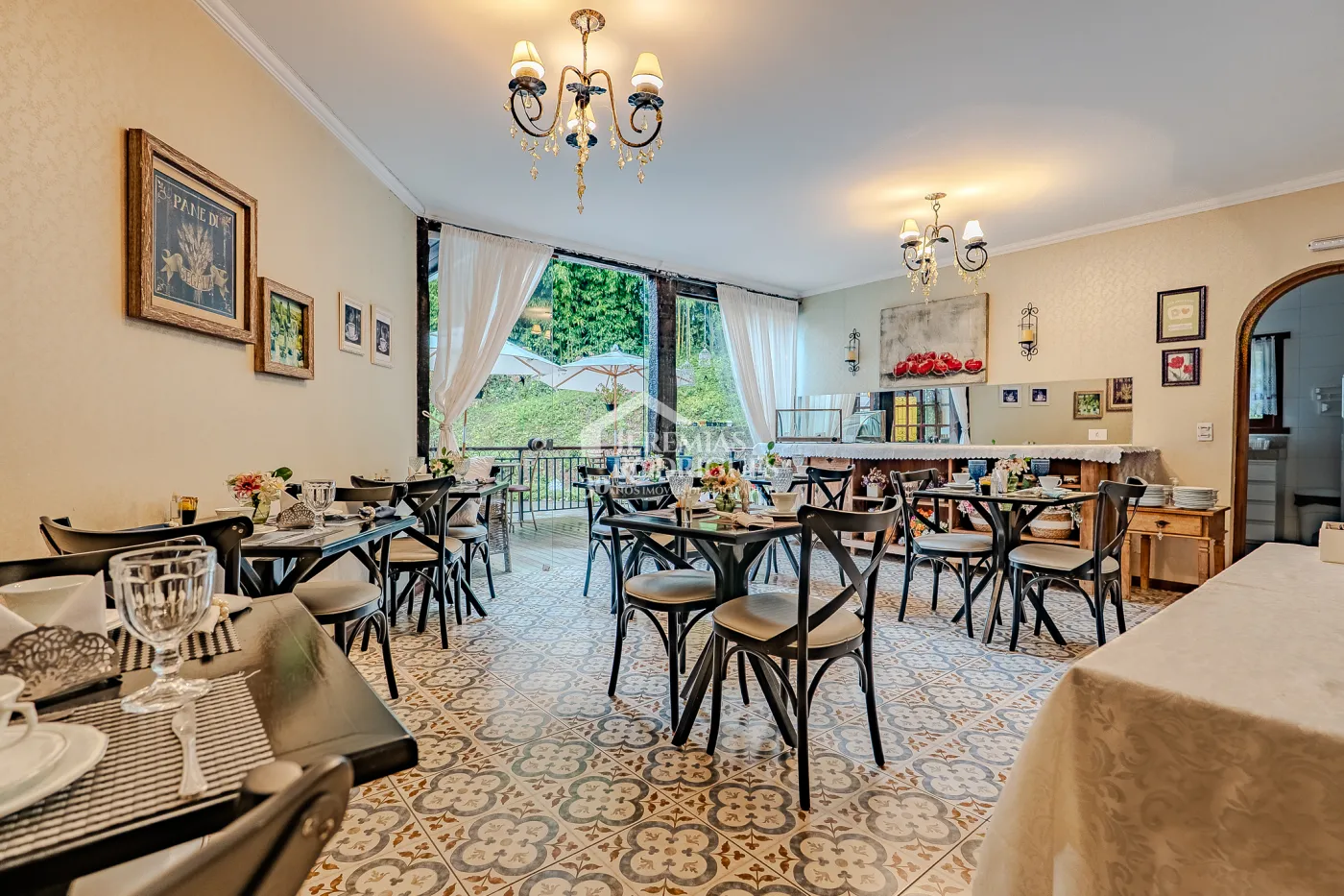 Pousada à venda com Exclusividade com 14 suítes no Casablanca Hotel Boutique em Campos do Jordão/SP