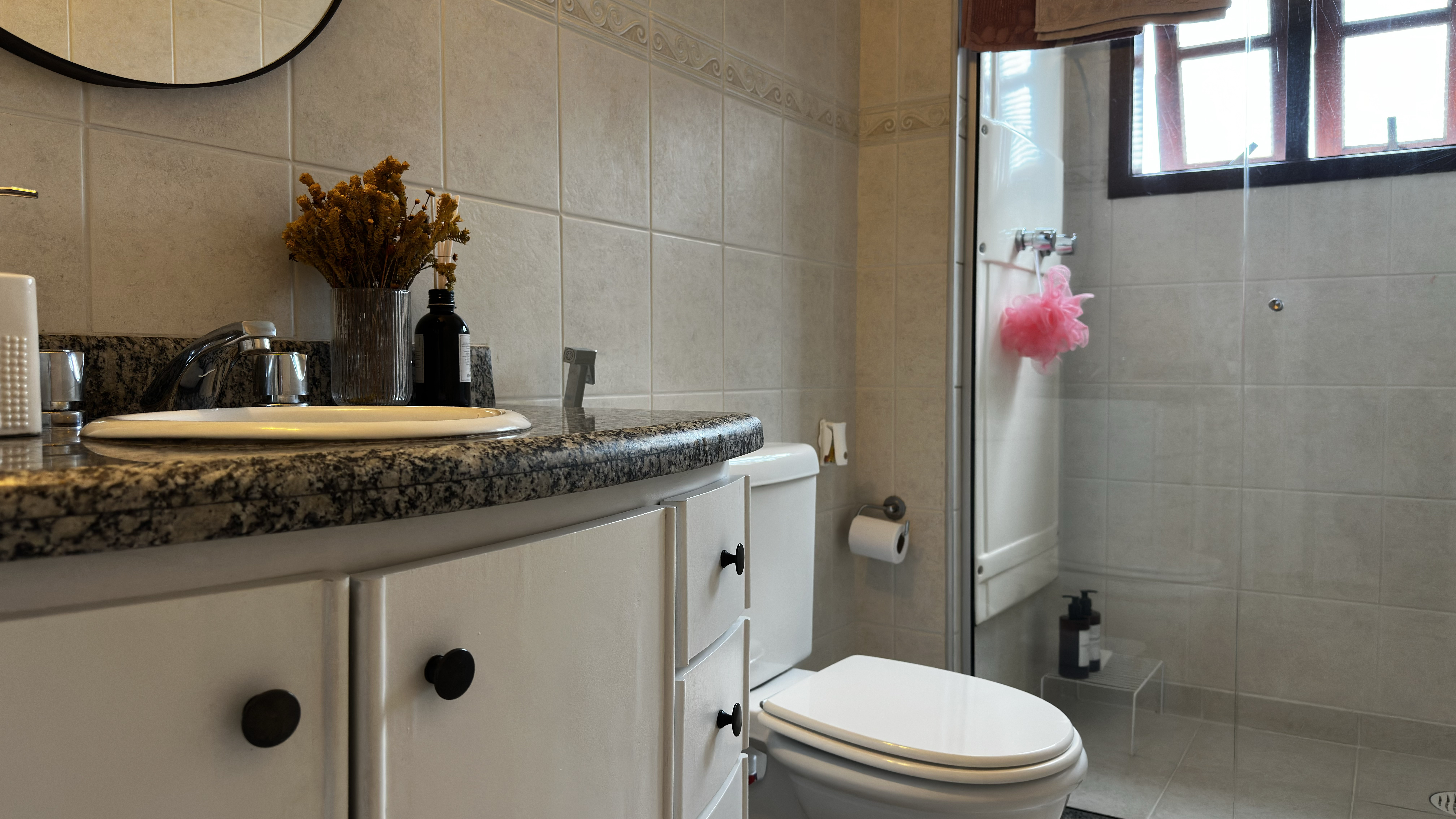 Apartamento à venda com 3 dormitórios, 87 m² no Capivari em Campos de Jordão/SP. 