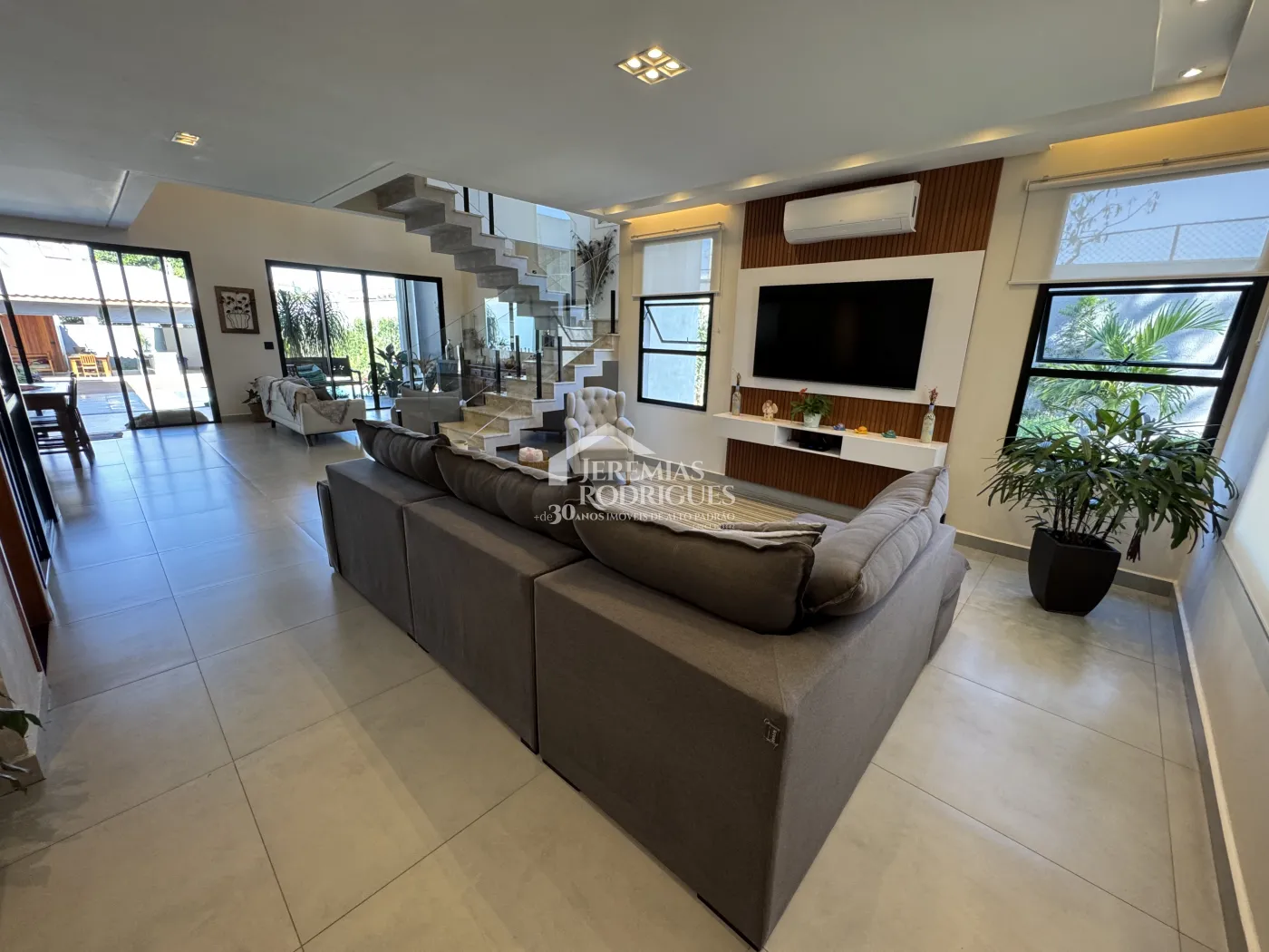 Casa à venda com 4 quartos no Condomínio Village Paineiras em Pindamonhangaba/SP