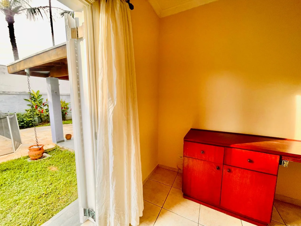 Casa com 3 dormitórios á venda no Condomínio Taubaté Village em Taubaté/SP.