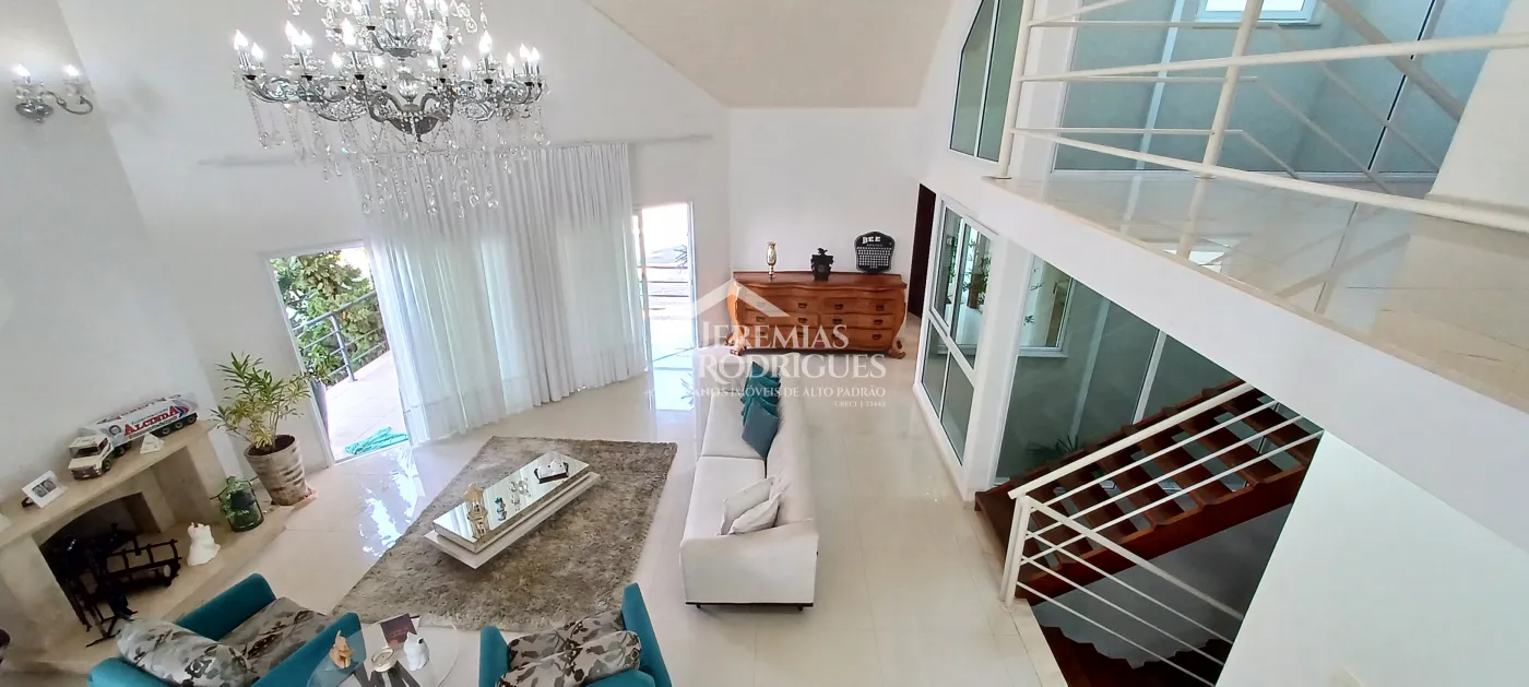 Casa disponível para venda e locação no Condomínio Colonial Village I em Pindamonhangaba/SP