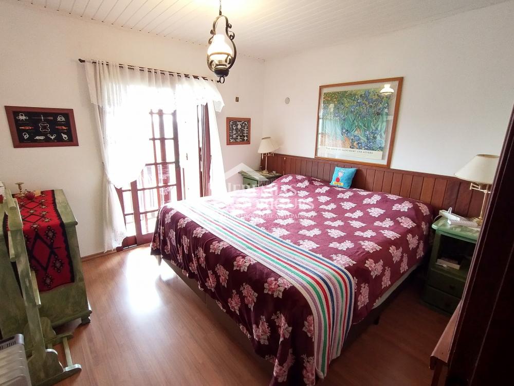 Casa com 4 dormitórios, 281 m² - Condomínio Jardim Véu da Noiva - Campos do Jordão/SP