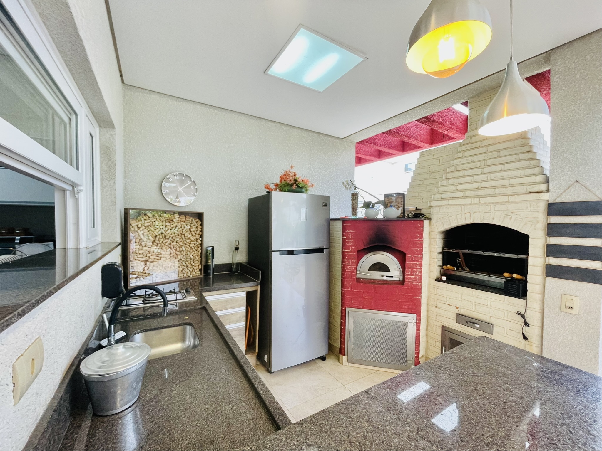 Casa para venda com 4 dormitórios no Condomínio Campos Do Conde I em Tremembé/SP