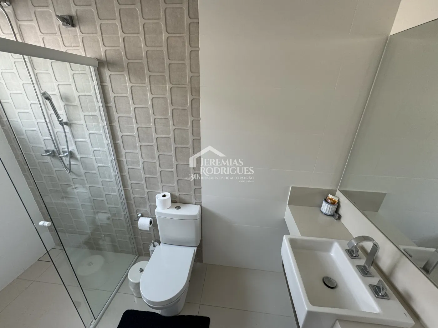 Casa com 4 dormitórios, 489 m² - Residencial Santa Helena - Caçapava/SP.