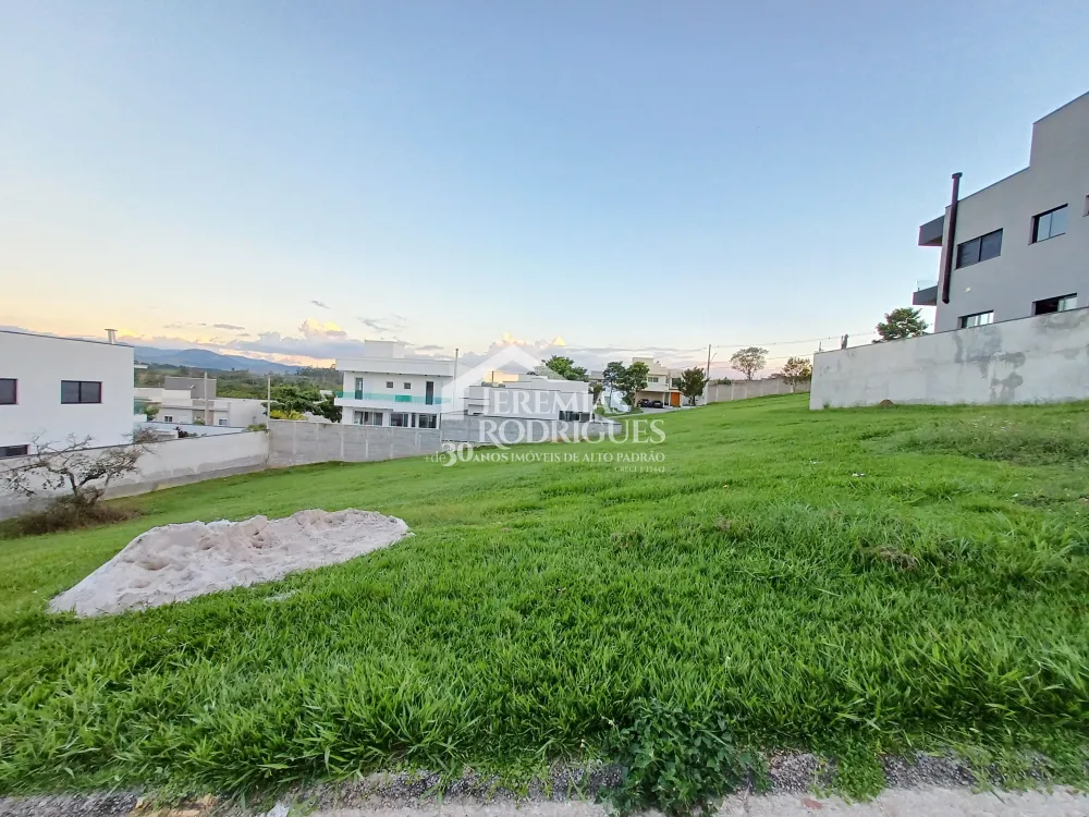 Terreno com 405 m² - Condomínio Reserva dos Lagos - Pindamonhangaba/SP