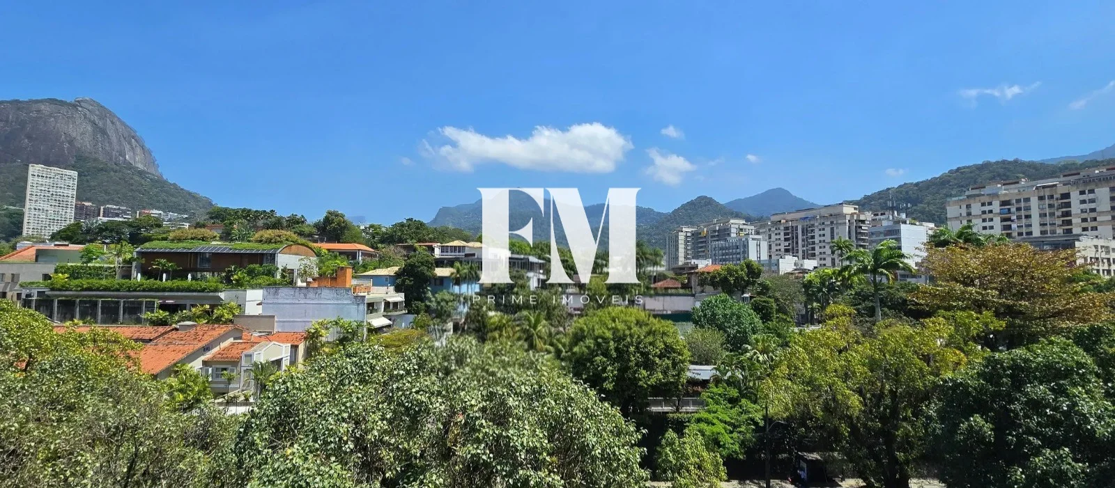 Cobertura linear, toda modernizada à venda no Leblon, São 460m², 4 suítes, vista indevassável! - foto 3