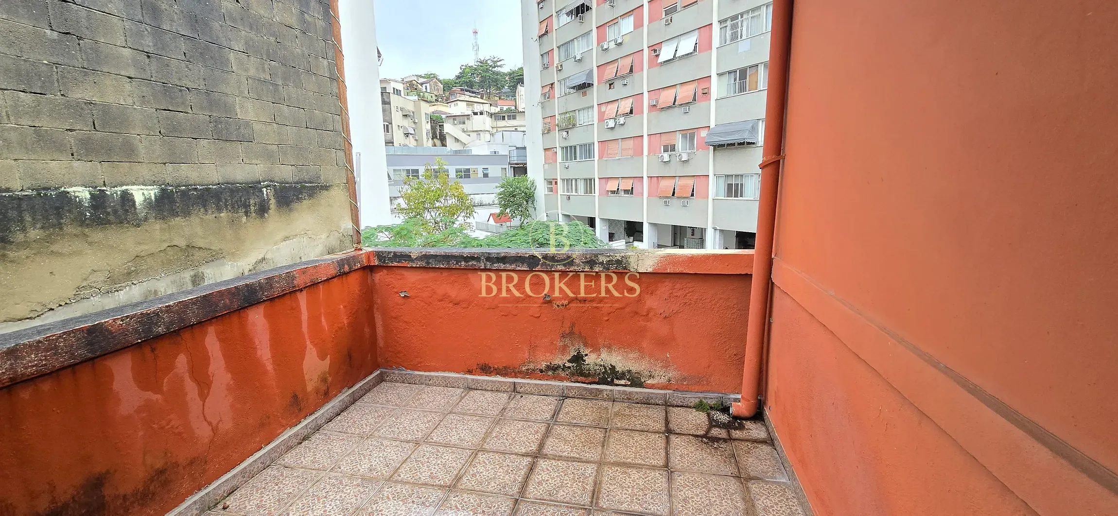 Residência Exclusiva em Centro de Terreno em Laranjeiras — foto 37