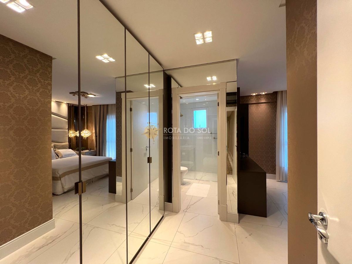 =Vogue Home Apartamento Quadra Mar 4 Suítes Meia Praia Itapema SC