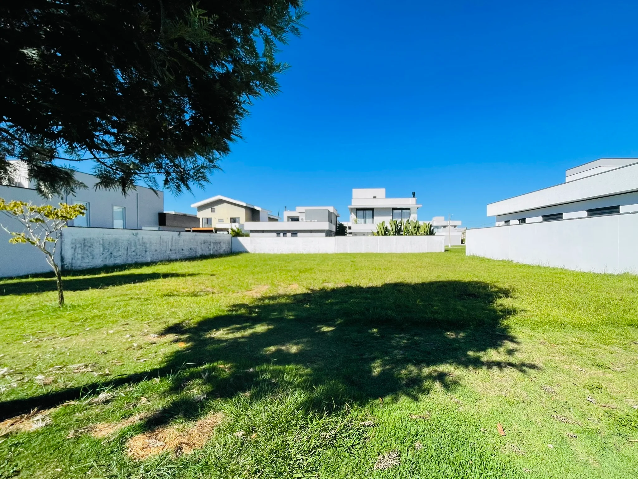 Terreno à venda com 394 m² no Condomínio Green Park em Taubaté/SP