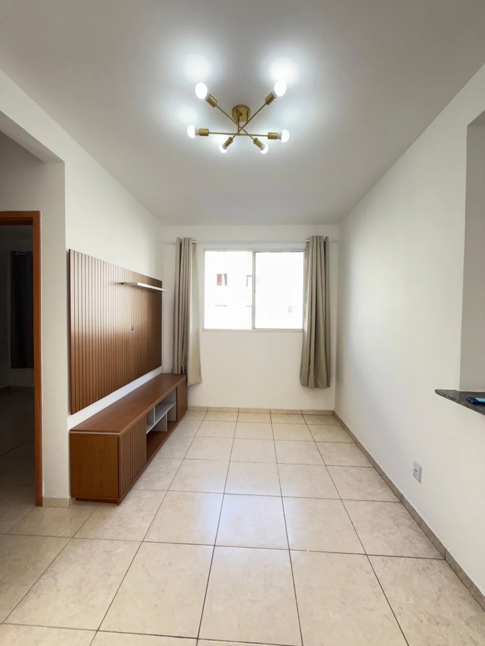 Apartamento com Piscina e 2 Quartos em Colina de Laranjeiras - Serra ES - foto 2