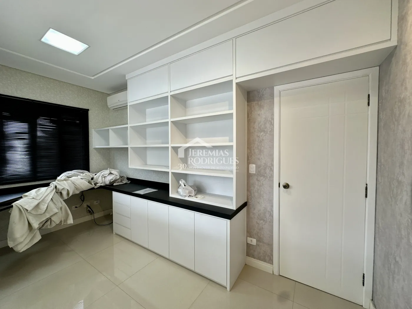 Casa com 3 dormitórios, 237 m² - Campos do Conde Chamboard - Tremembé/SP.