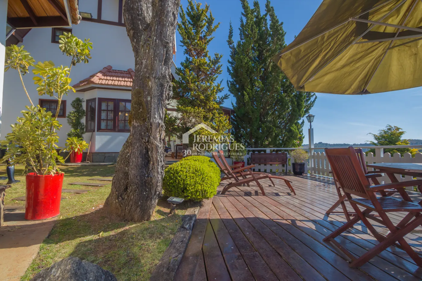 Casa com 3 suítes, 170 m² - Condomínio Jardim Monte Belo - Campos do Jordão/SP