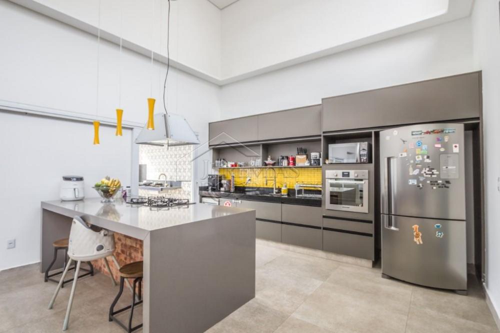 Casa à venda por R$ 2.700.000,00 - Pindamonhangaba/SP