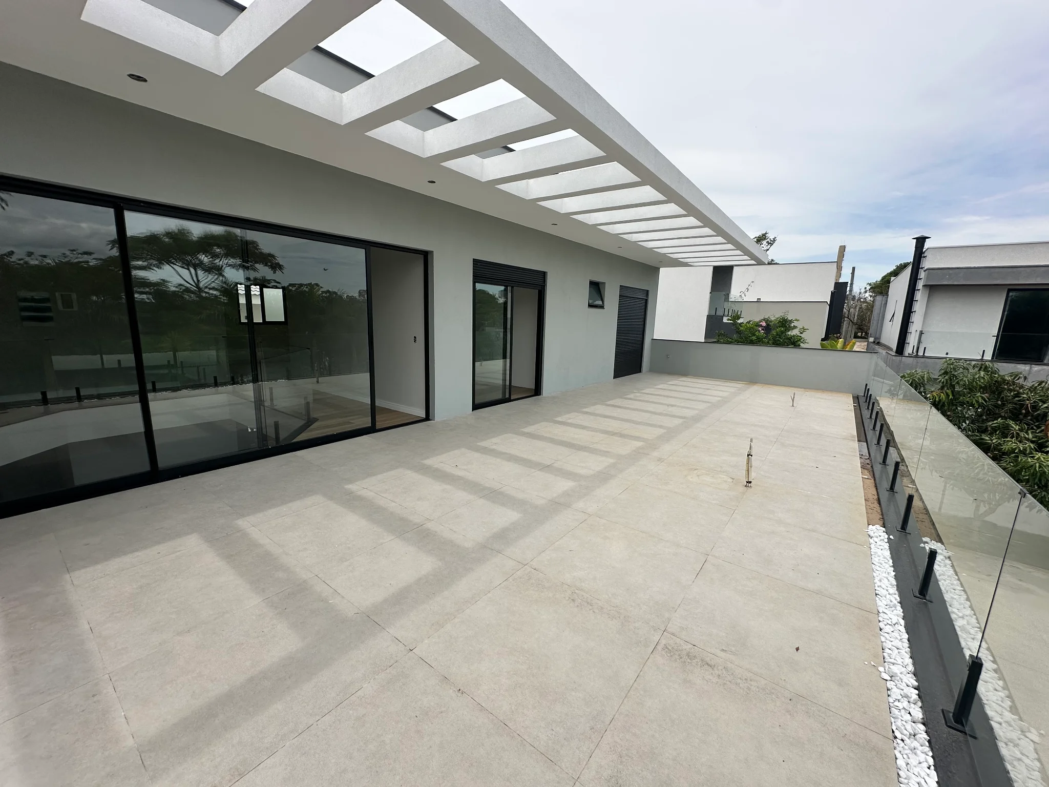 Casa para locação no Condomínio Reserva dos Lagos em Pindamonhangaba/SP.