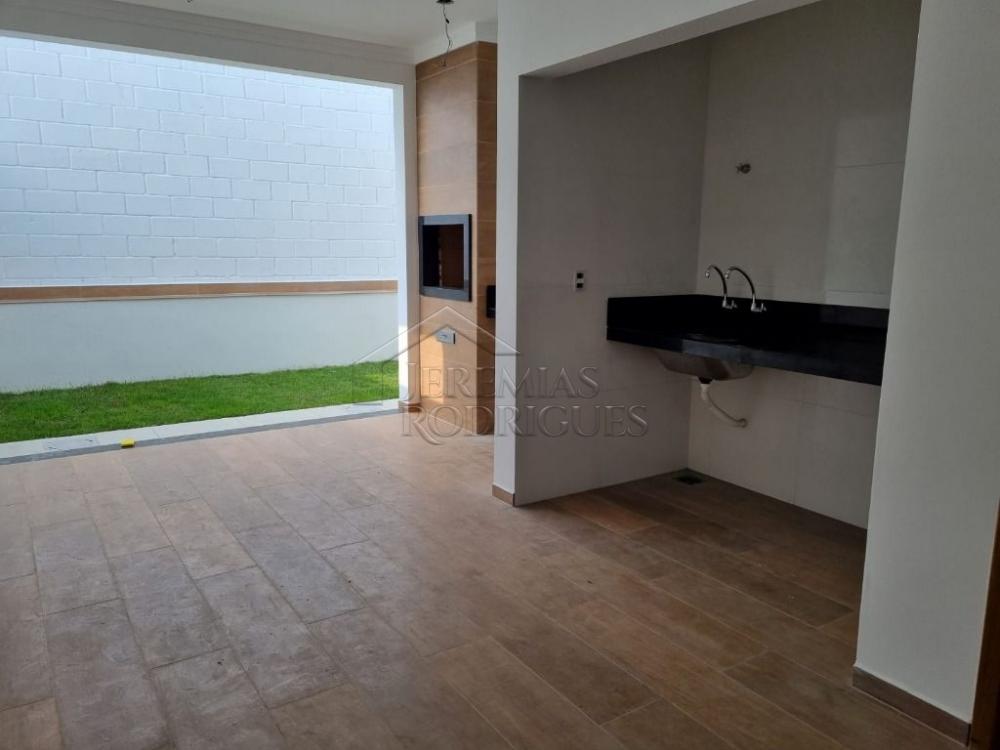 Casa à venda por R$ 1.150.000,00 - Tremembé/SP