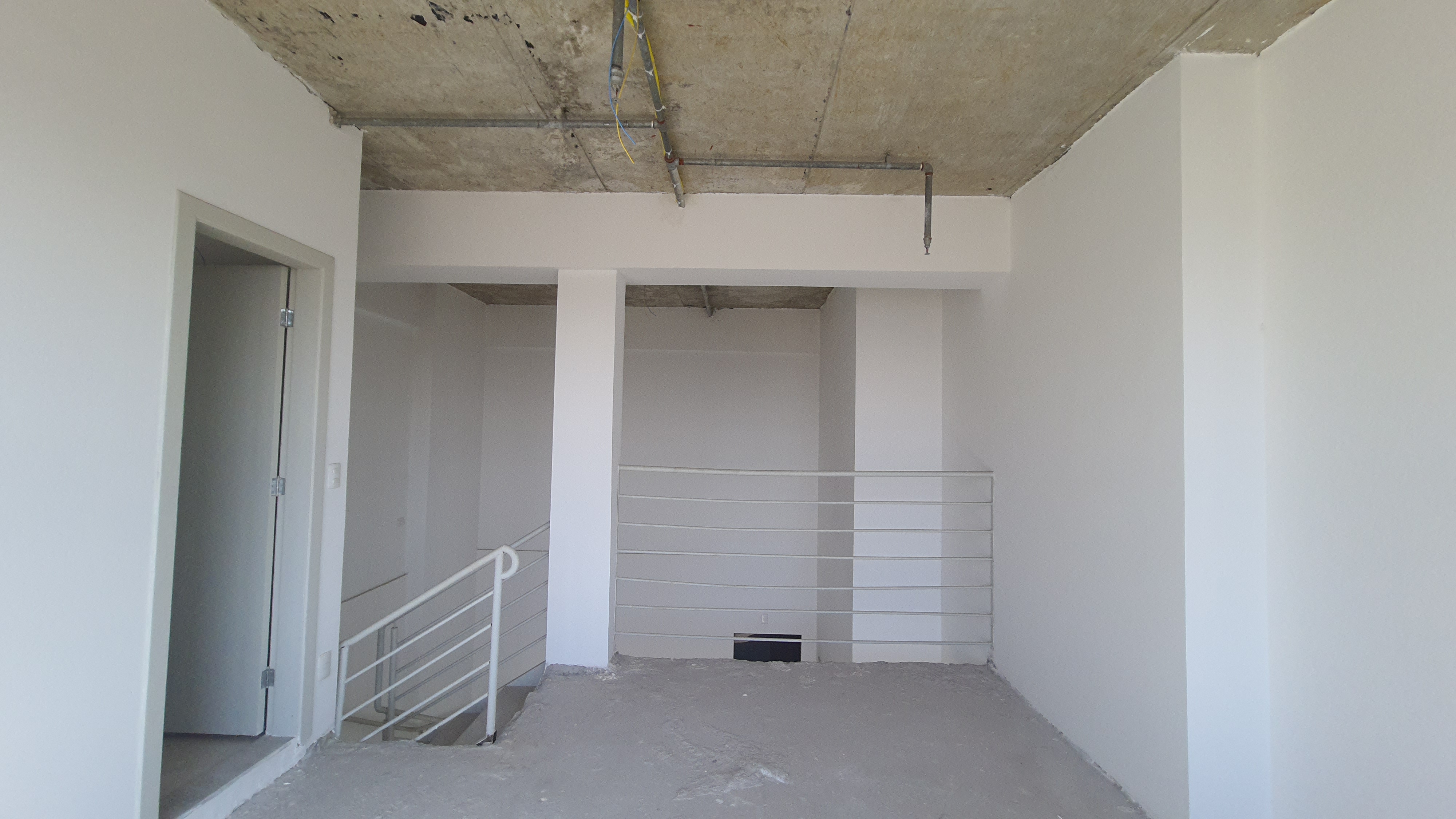 Sala comercial à venda, 70 m² no Edifício The One Office Tower em Taubaté/SP.