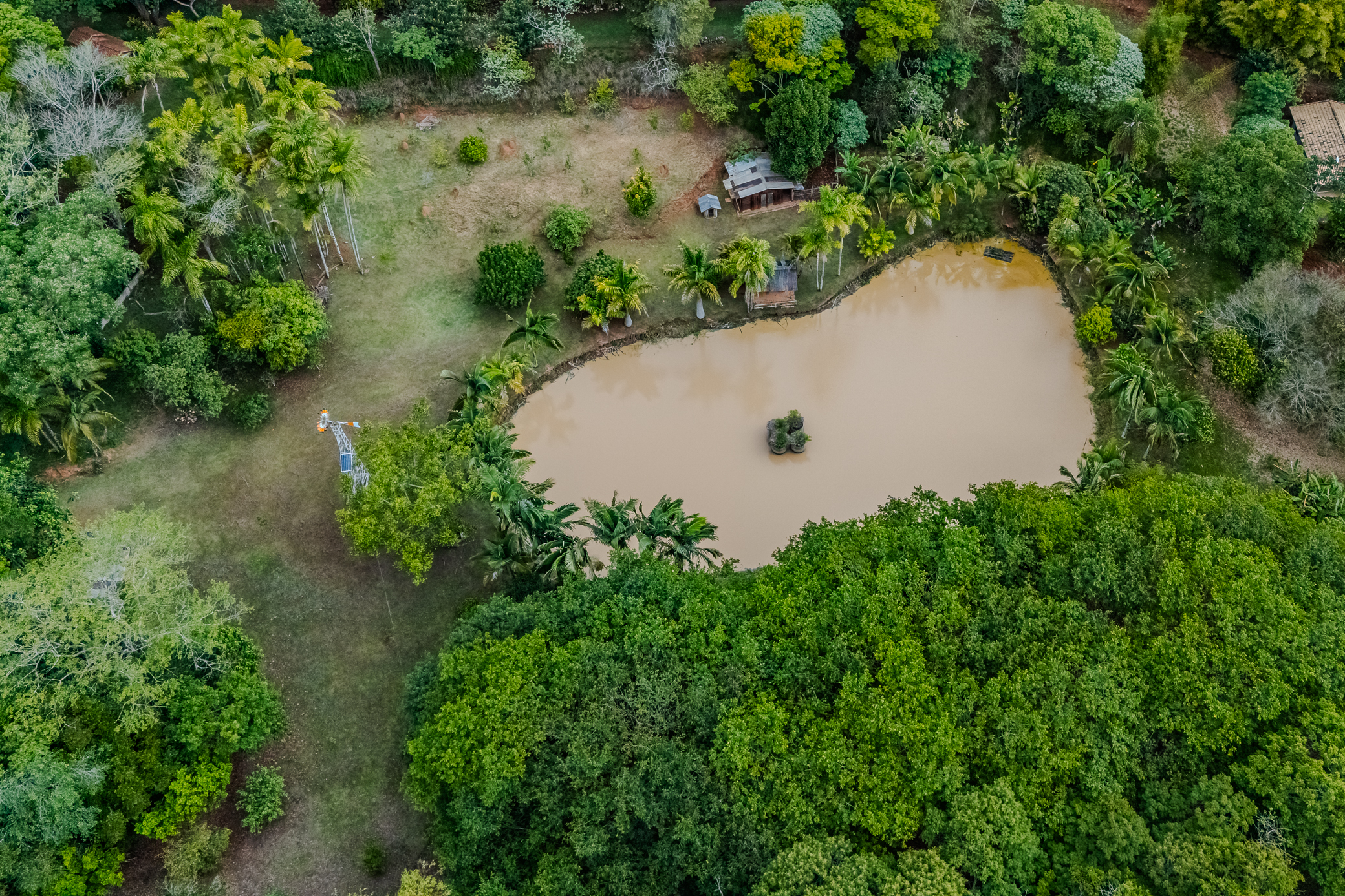 Sitio à venda com 9 dormitórios em São Luiz do Paraitinga/SP.