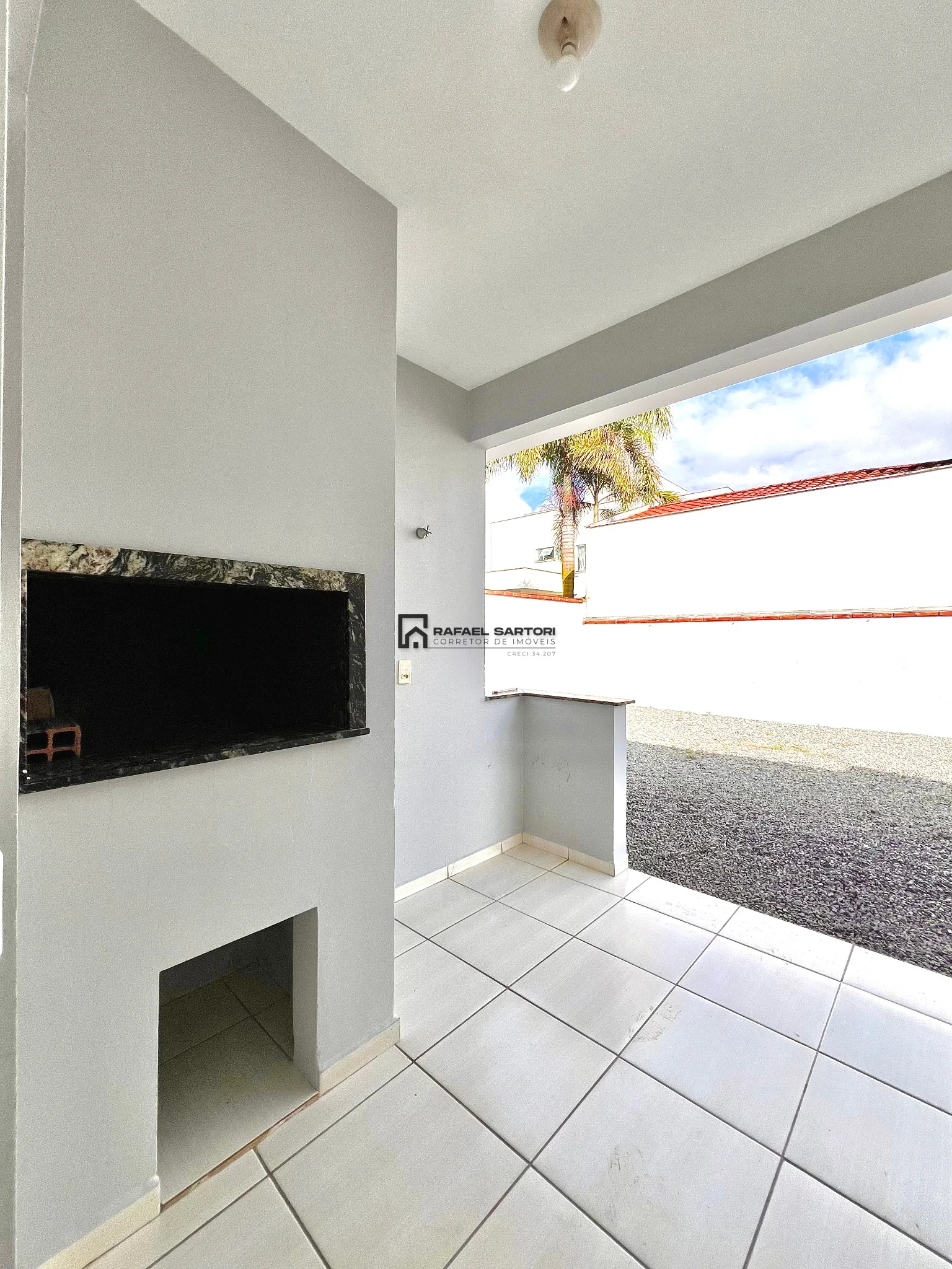 CASA COM 03 QUARTOS NO AMIZADE — foto 6