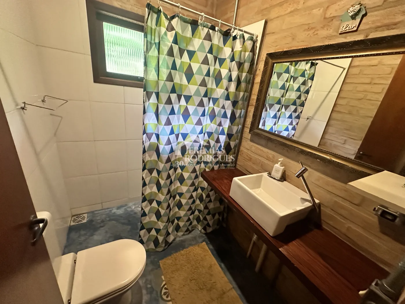 Casa à venda com 3 suítes no Centro em Santo Antônio do Pinhal/SP