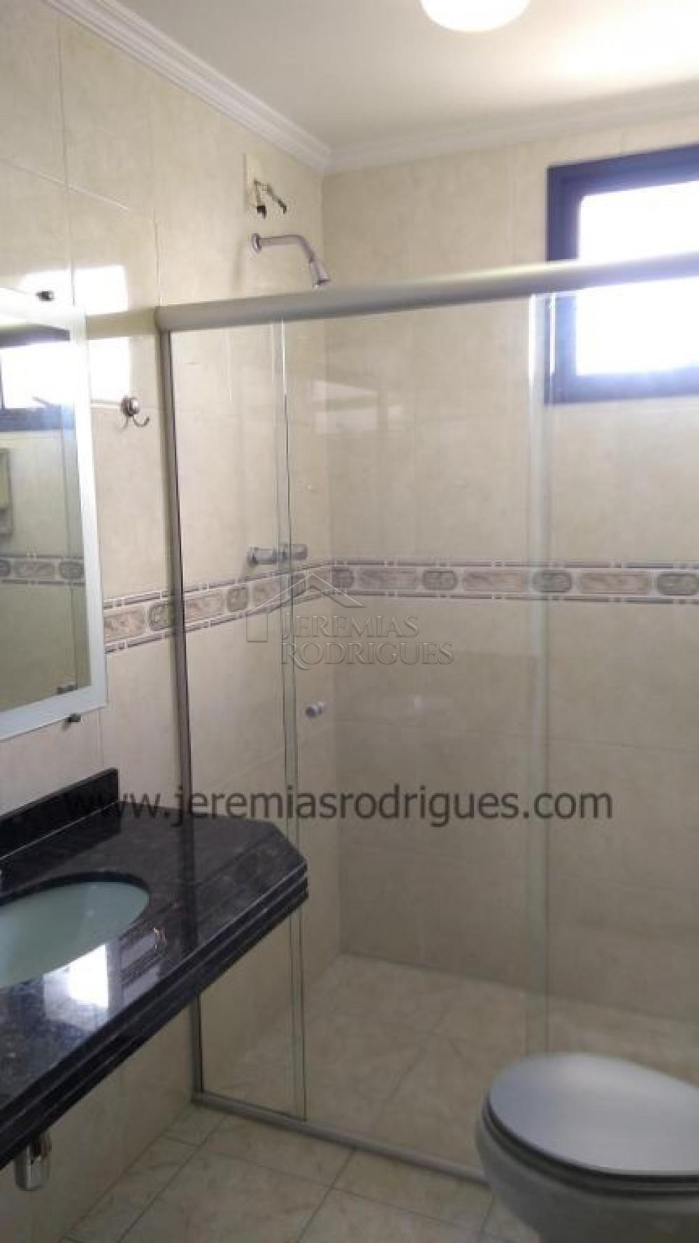 Apartamento à venda com 3 dormitórios, 146 m² no Edifício Olímpia em Taubaté/SP. 