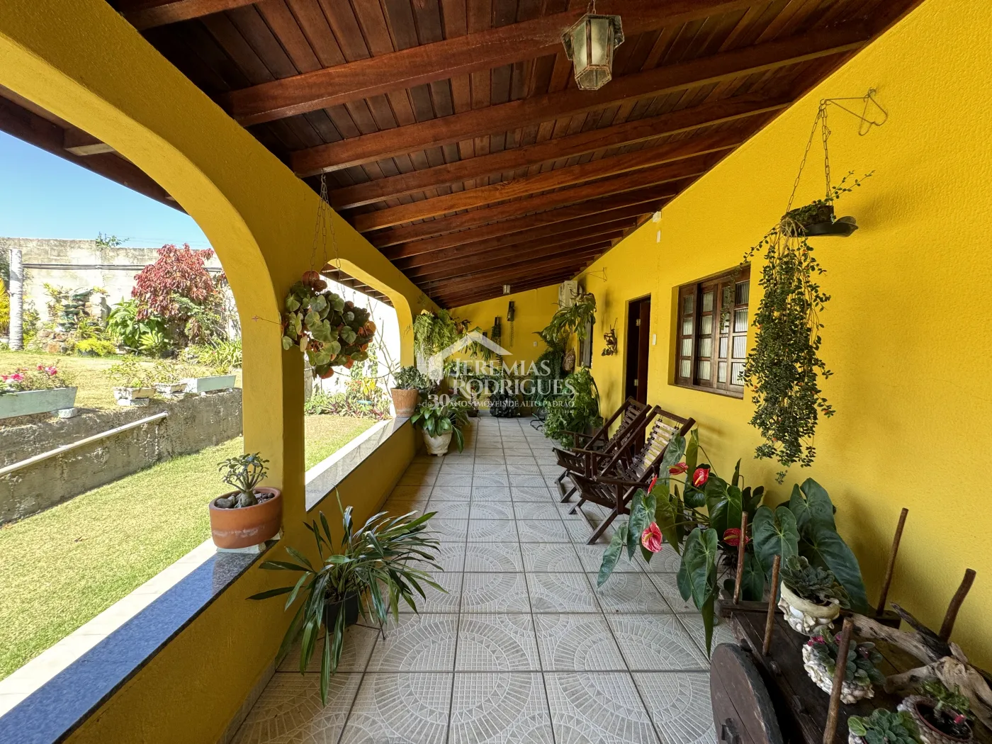 Chácara com 290 m² - bairro Lago Azul - Pindamonhangaba/SP.