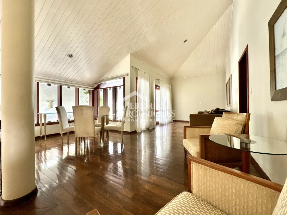 Casa com 4 quartos, 617 m² - Condomínio Taubaté Village - Taubaté/SP