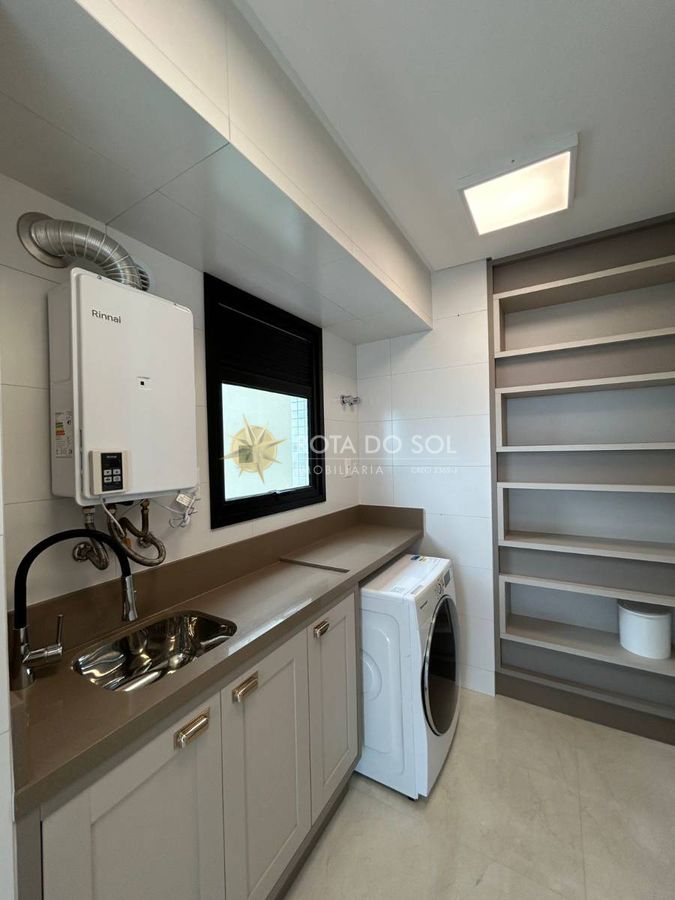 Cartier Apartamento Frente Mar Decorado 4 Suítes em Meia Praia Itapema SC — foto 16