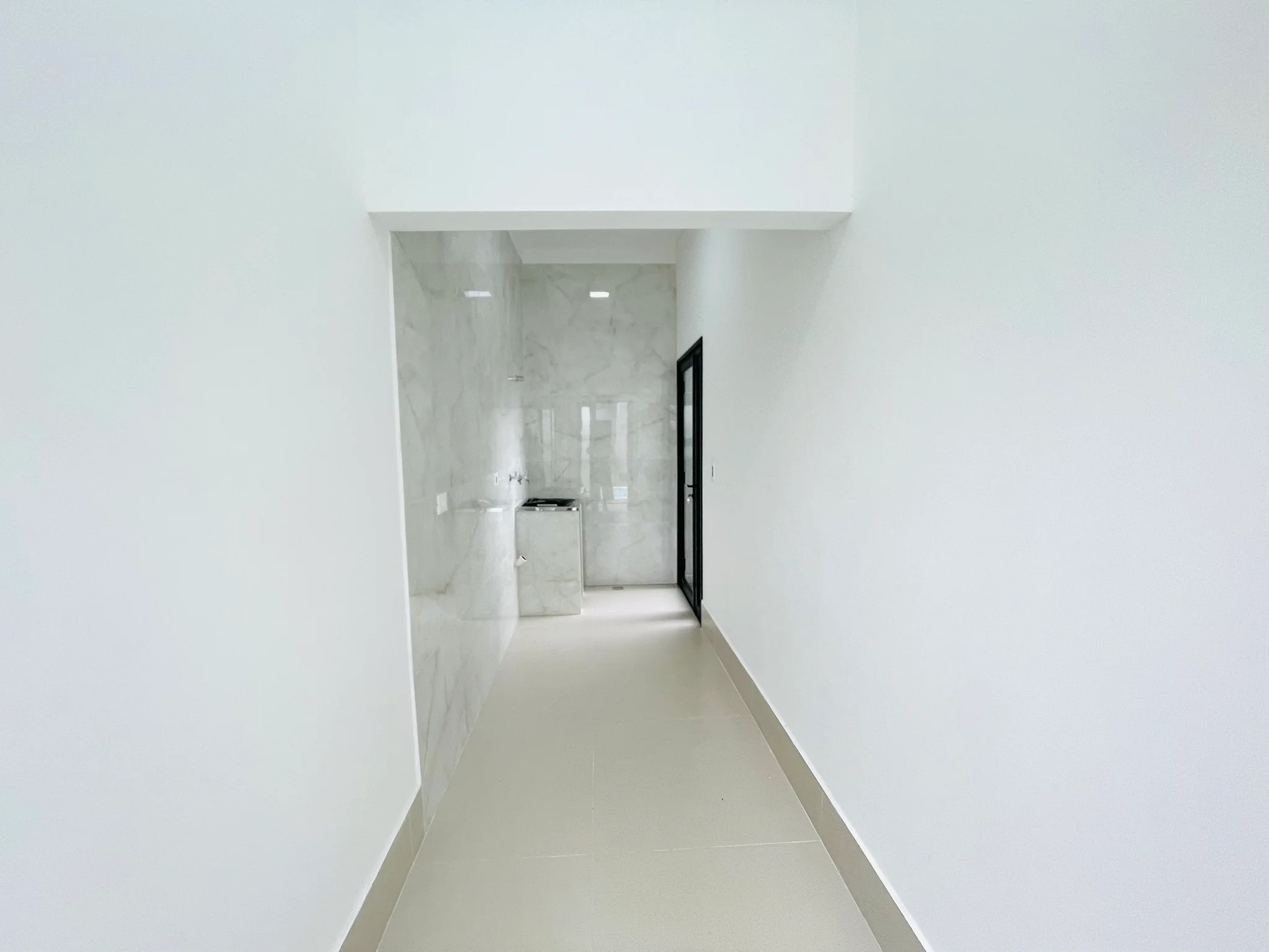 Casa à venda com 4 dormitórios no Condomínio Ouro Ville em Taubaté/SP.