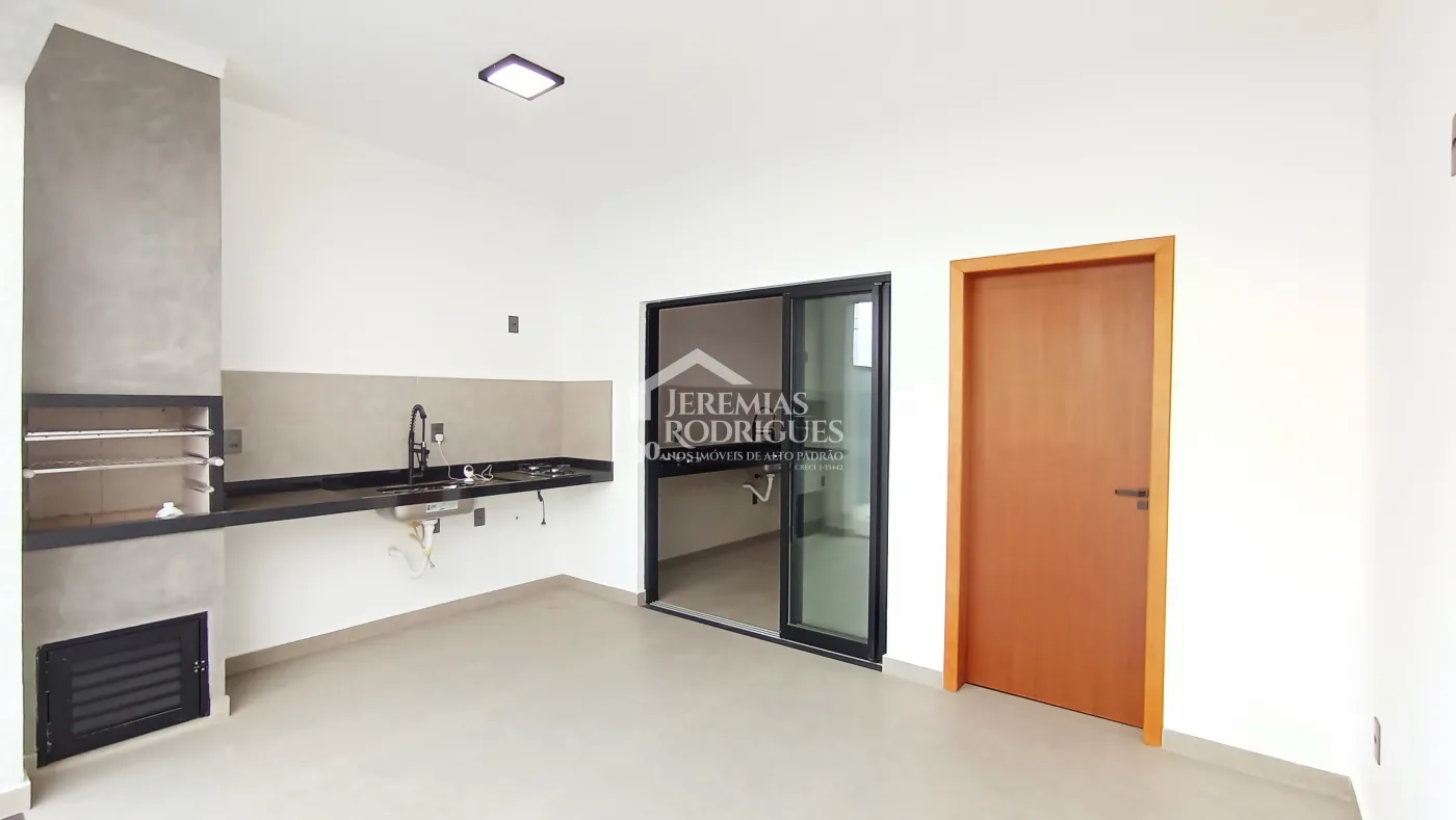 Casa à venda com 3 dormitórios no Condomínio Perolas do Vale em Tremembé/SP.