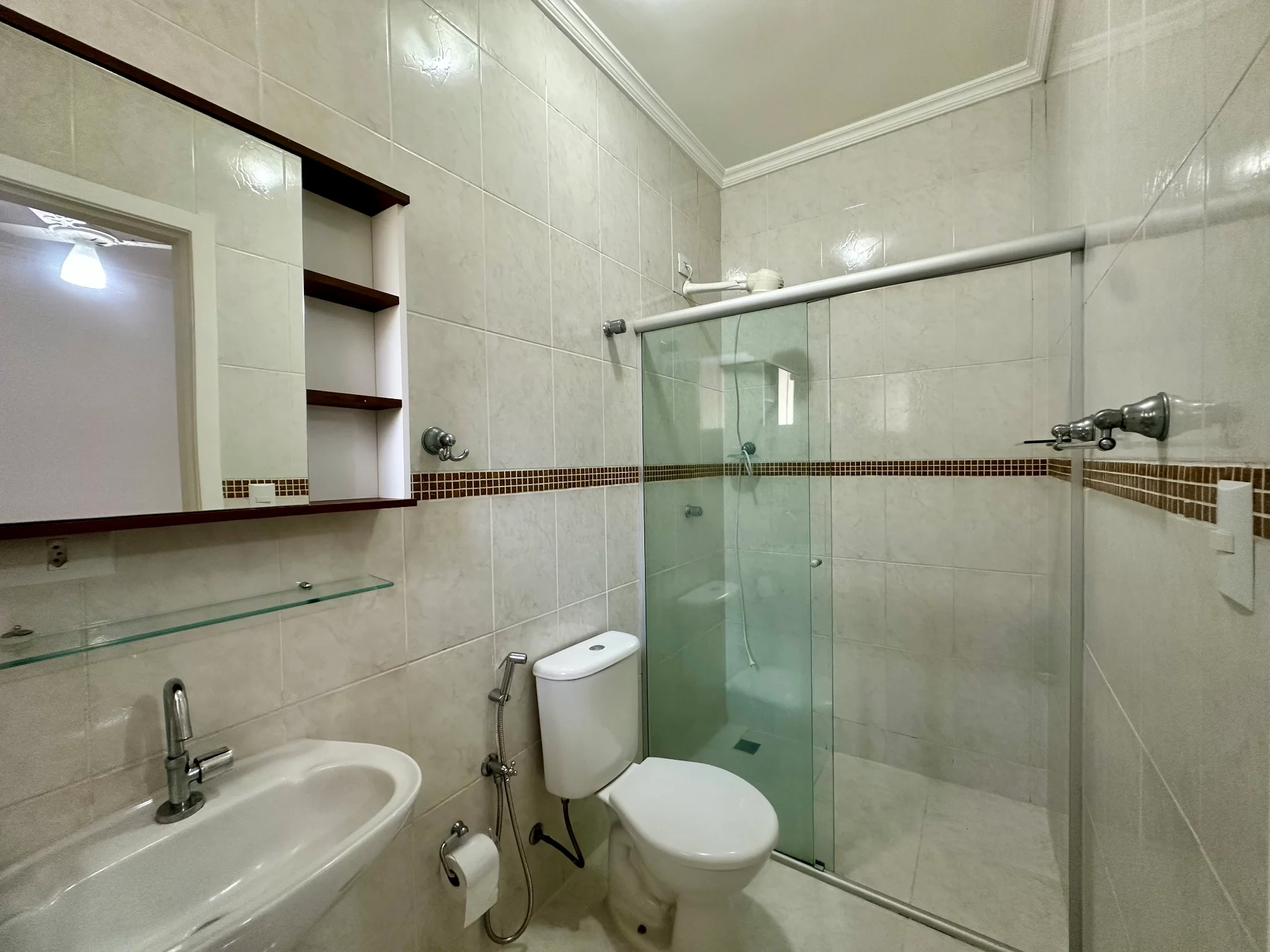 Casa para venda e locação no Condominio Vila Verde em Taubaté/SP. 