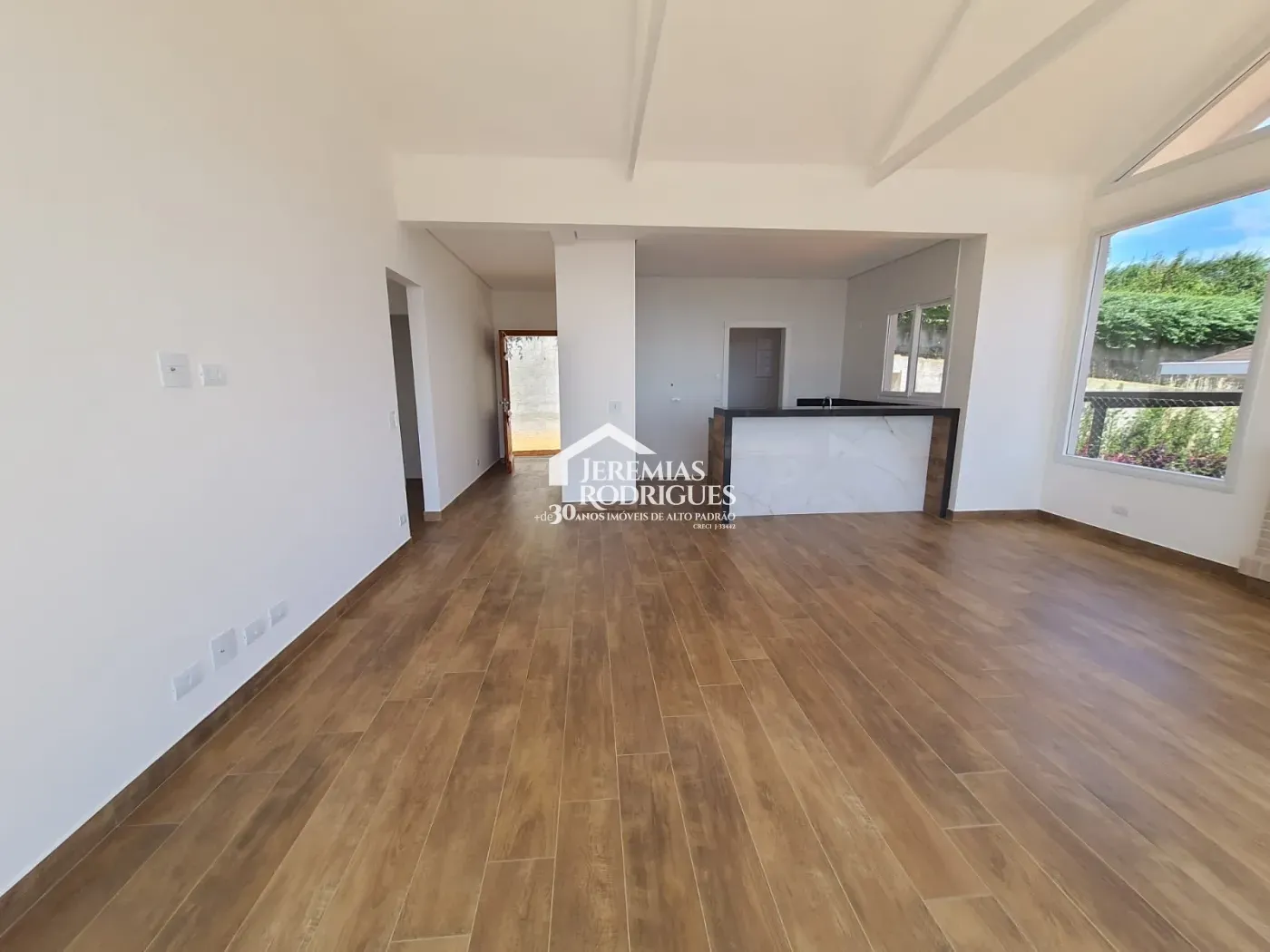 Casa com 3 suítes, 176 m² - Condomínio Sorenberg - Campos do Jordão/SP